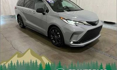 2023 Toyota Sienna XSE