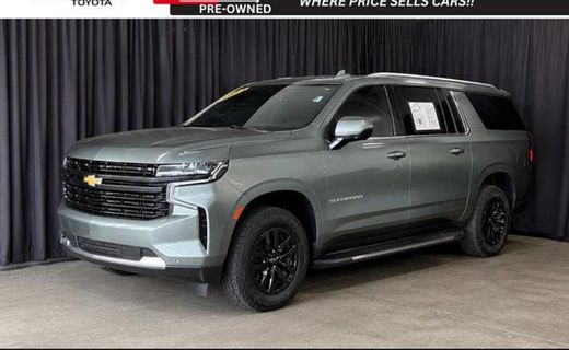 2023 Chevrolet Suburban LT