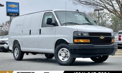 2025 Chevrolet Express 2500