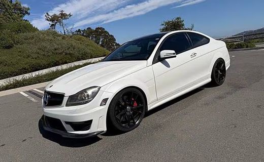 2012 Mercedes-Benz C-Class C63 AMG