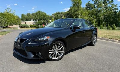 2015 Lexus IS 250