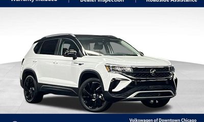 2024 Volkswagen Taos 4Motion SE