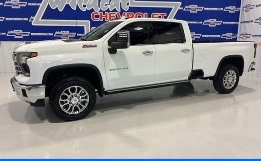 2025 Chevrolet Silverado HD LTZ