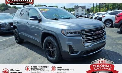 2022 GMC Acadia AT4