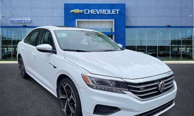 2020 Volkswagen Passat R Line