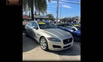 2017 Jaguar XF Prestige