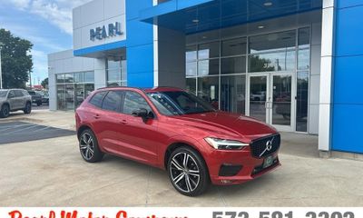 2021 Volvo XC60 R Design