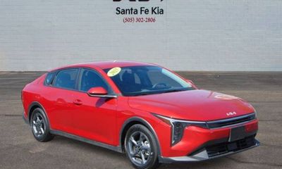 2025 Kia K4 LX LXS