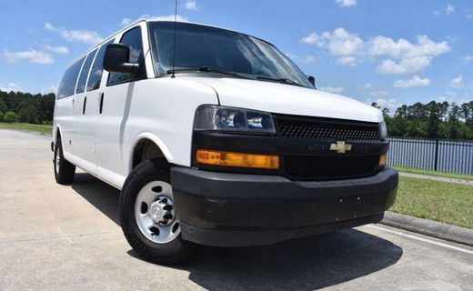 2022 Chevrolet Express LS EXT