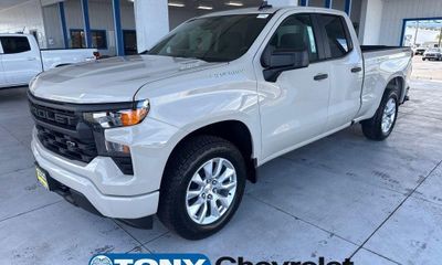 2026 Chevrolet Silverado Custom
