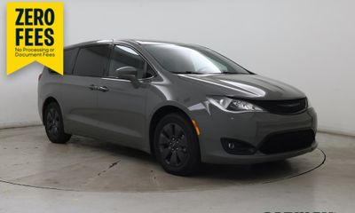 2020 Chrysler Pacifica Touring