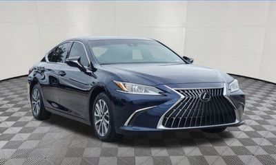 2022 Lexus ES 350 Base
