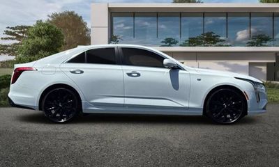2024 Cadillac CT4 Luxury