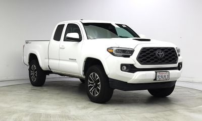 2022 Toyota Tacoma SR5