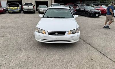 2000 Toyota Camry CE