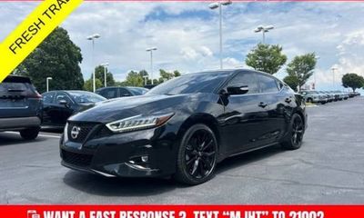 2023 Nissan Maxima SR