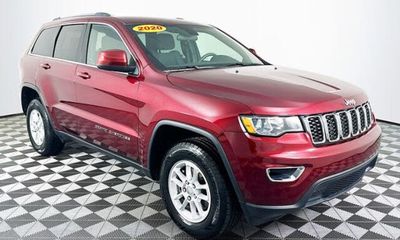 2020 Jeep Grand Cherokee Laredo