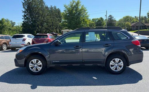 2013 Subaru Outback Base