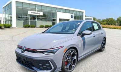 2026 Volkswagen Golf GTI Autobahn