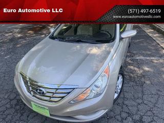2011 Hyundai Sonata Middle Level