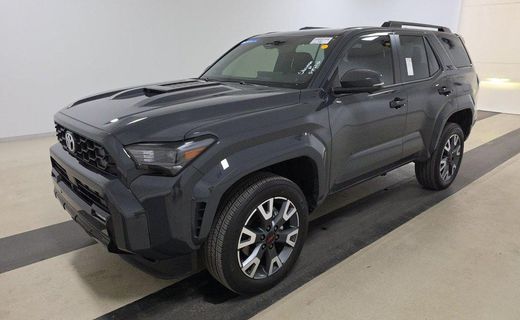 2025 Toyota 4RUNNER SR5