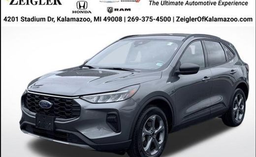 2025 Ford Escape ST Line