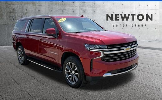 2023 Chevrolet Suburban LT