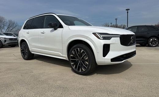2026 Volvo XC90 Ultra Dark