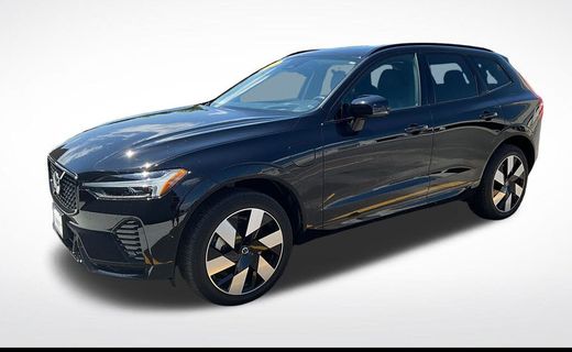 2023 Volvo XC60 Ultimate Dark