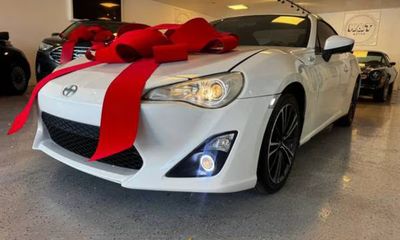 2015 Toyota Scion FR-S STD