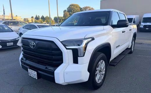 2023 Toyota Tundra SR5