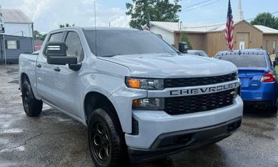 2021 Chevrolet Silverado Custom