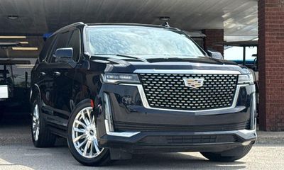 2023 Cadillac Escalade Premium Luxury