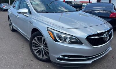 2017 Buick Lacrosse Essence