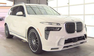 2024 BMW X7 Alpina XB7