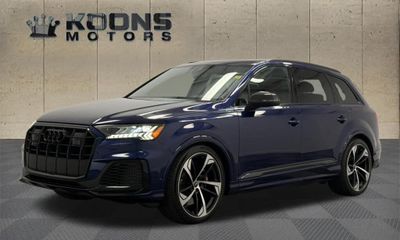 2024 Audi SQ7 Quattro Premium Plus