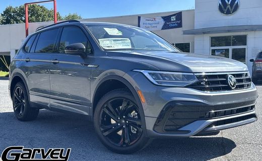 2023 Volkswagen Tiguan 4MOTION SE Black