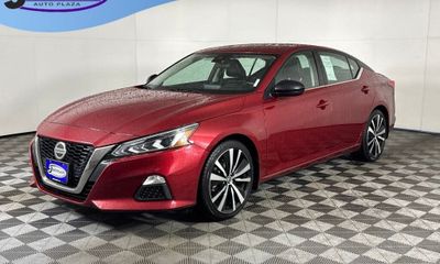 2020 Nissan Altima SR