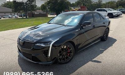 2024 Cadillac CT4