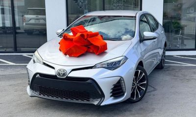 2017 Toyota Corolla L LE SE