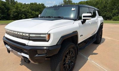 2025 GMC Hummer EV SUV 3X