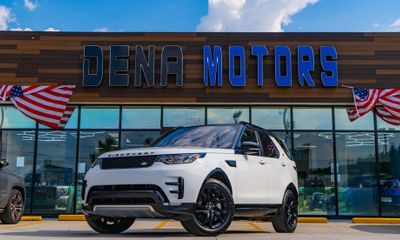 2018 Land Rover Discovery HSE Luxury