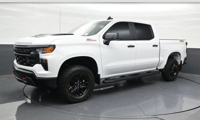 2025 Chevrolet Silverado Trail Boss Custom