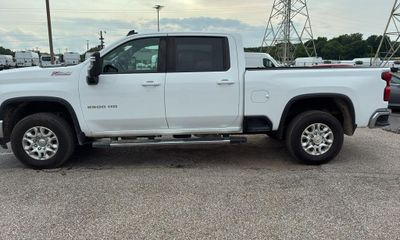 2024 Chevrolet Silverado HD LT