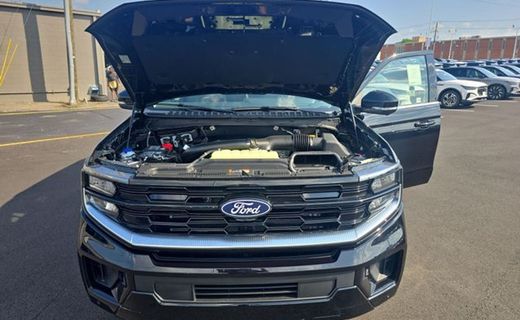 2027 Ford Expedition Platinum