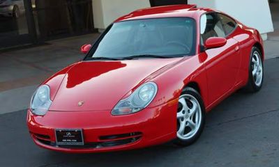 2000 Porsche 911 Carrera