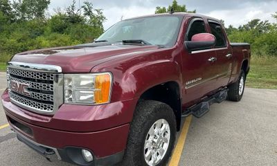 2013 GMC Sierra Denali