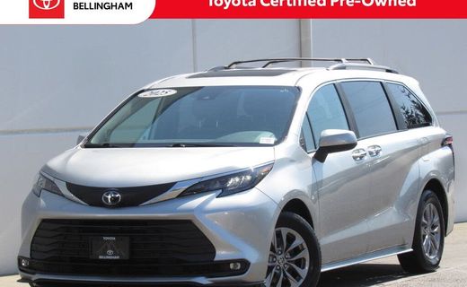 2025 Toyota Sienna XLE