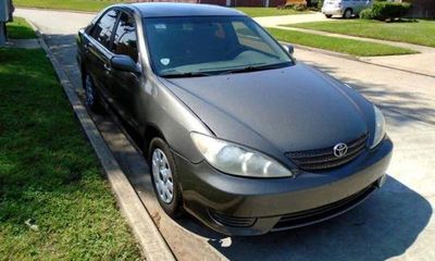 2006 Toyota Camry LE