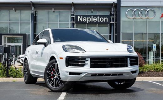 2024 Porsche Cayenne S